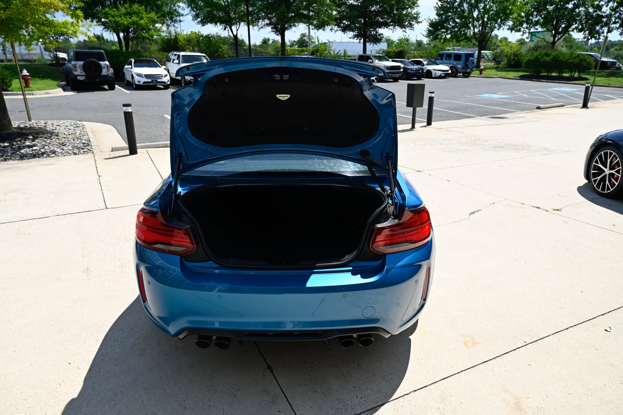 Used 2020 BMW M2 Competition w/ Executive Package RWD image 39