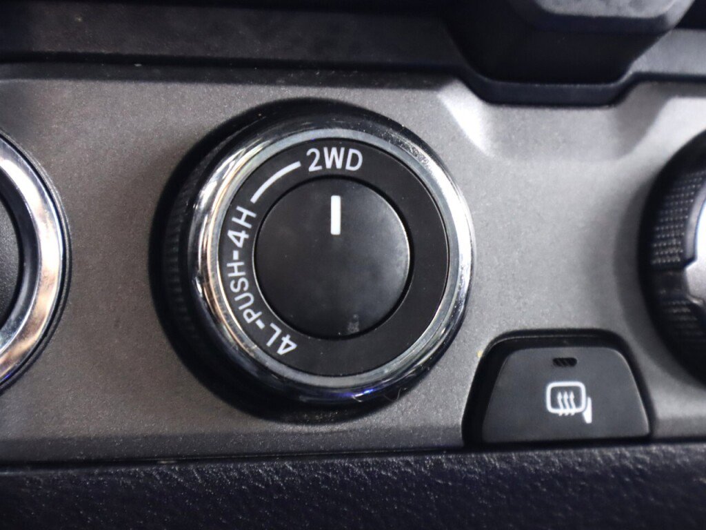 Used 2021 Toyota Tacoma TRD Off-Road image 20