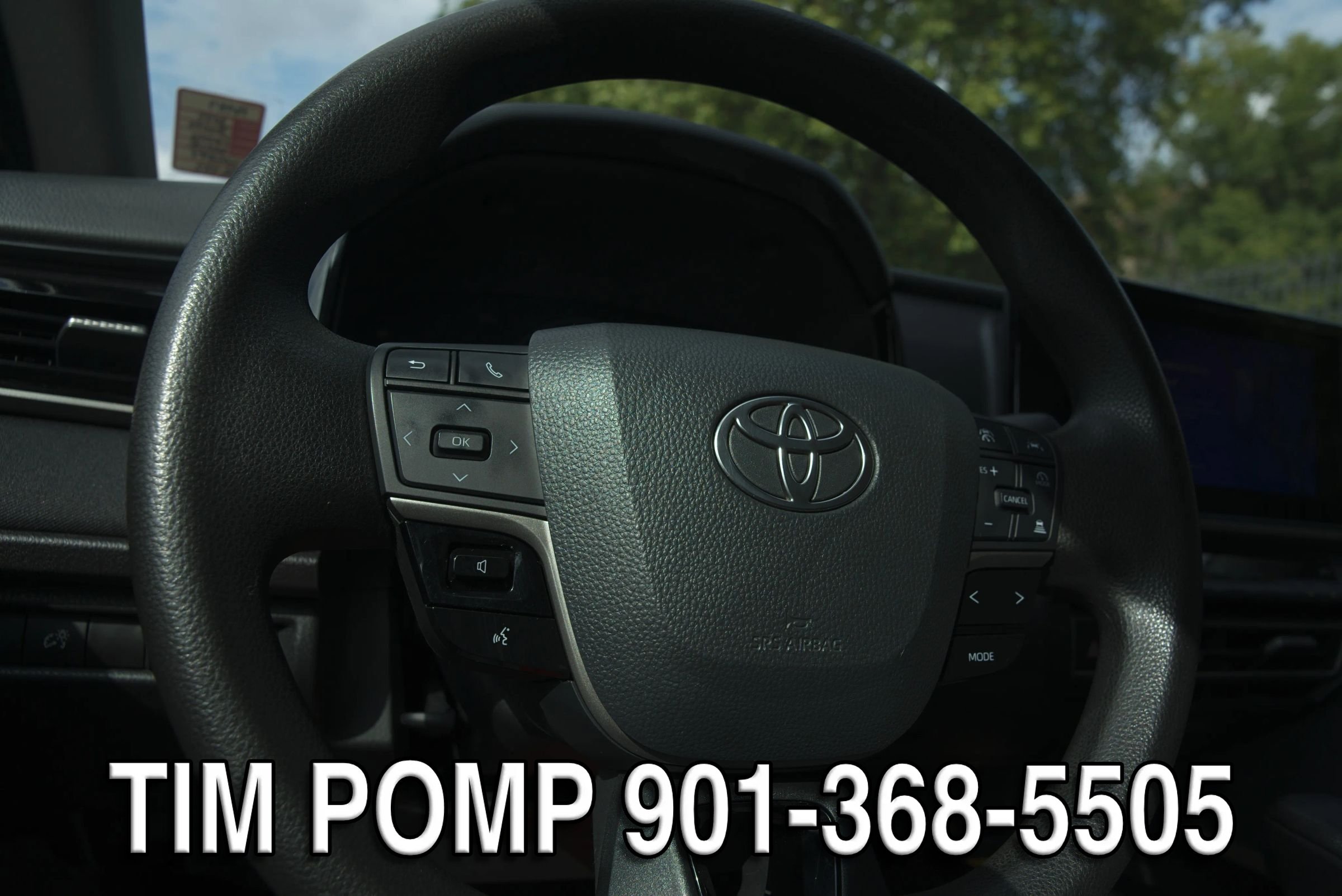 Used 2025 Toyota Camry LE FWD image 28