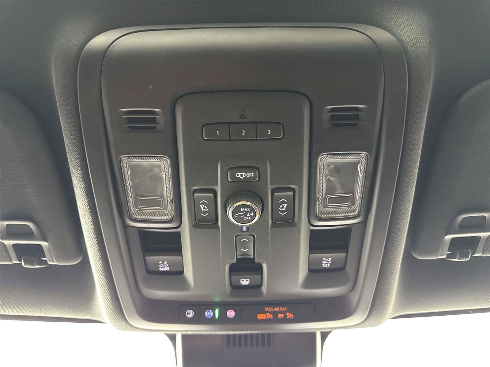 Used 2024 Chevrolet Tahoe Z71 w/ Luxury Package AWD/4WD image 22