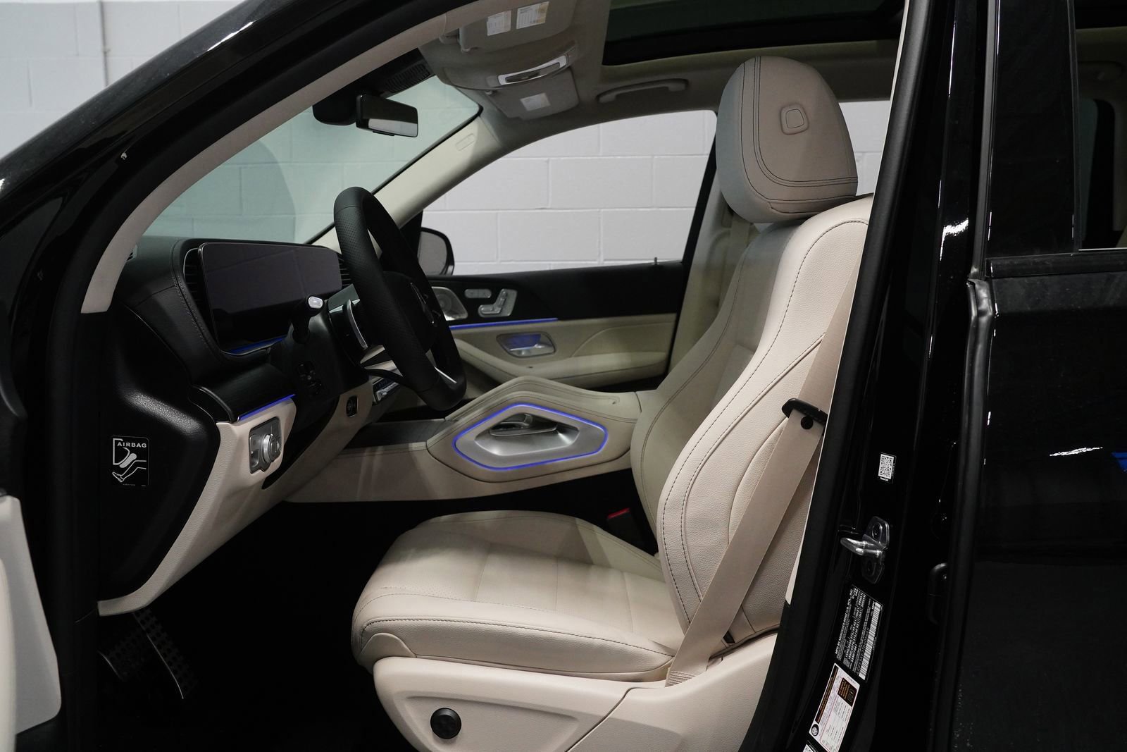 New 2026 Mercedes-Benz GLS 450 4MATIC image 14