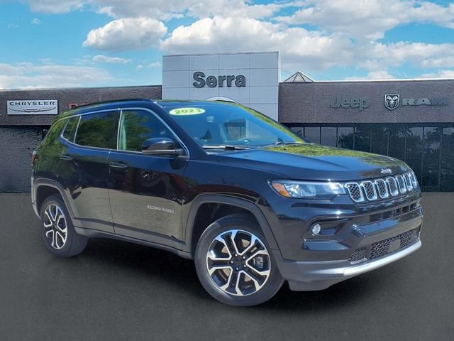 Used 2023 Jeep Compass Limited AWD/4WD image 1