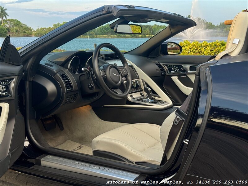 Used 2014 Jaguar F-TYPE Convertible RWD image 15