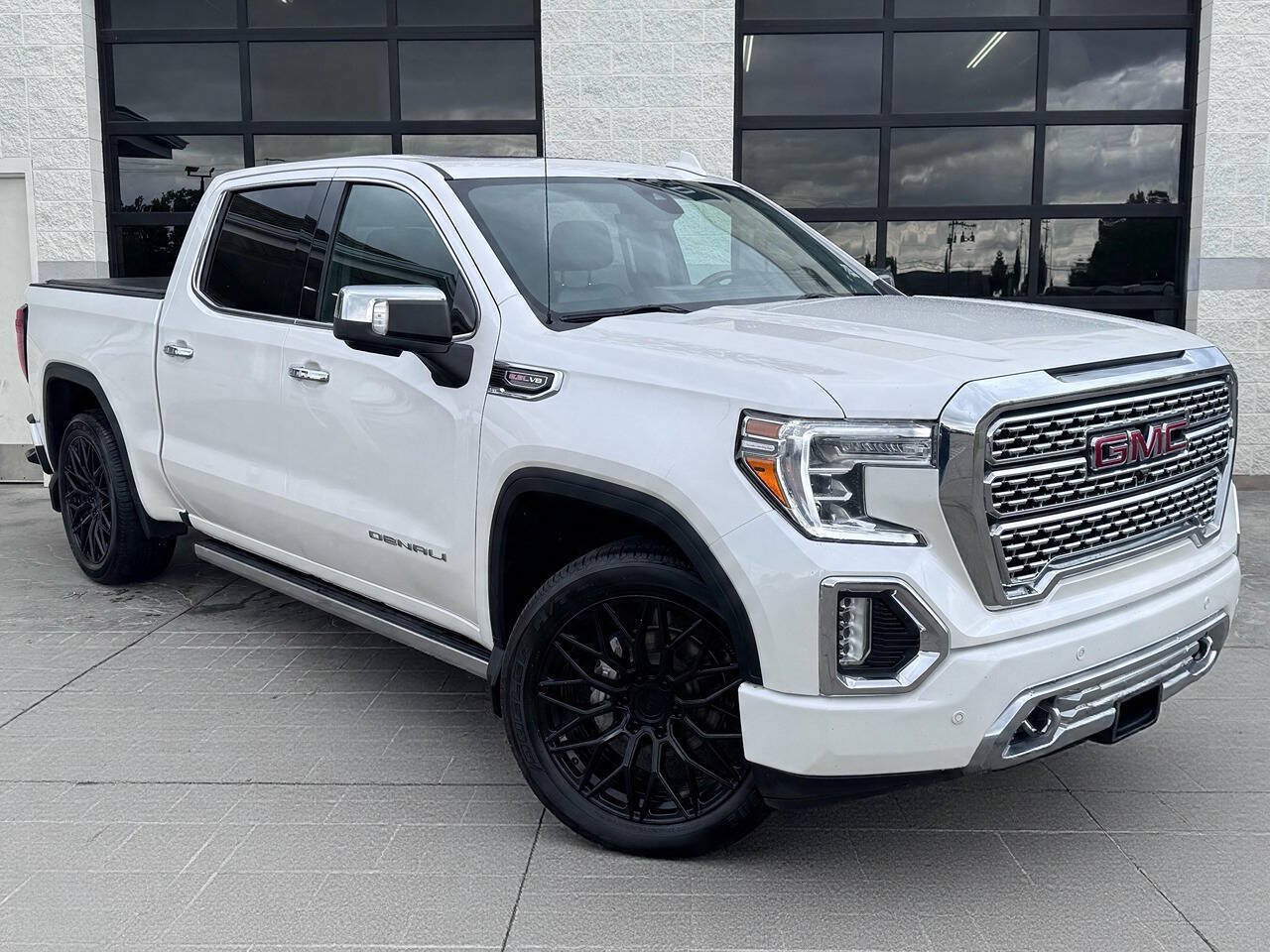 Used 2021 GMC Sierra 1500 Denali w/ Denali Ultimate Package AWD/4WD image 2