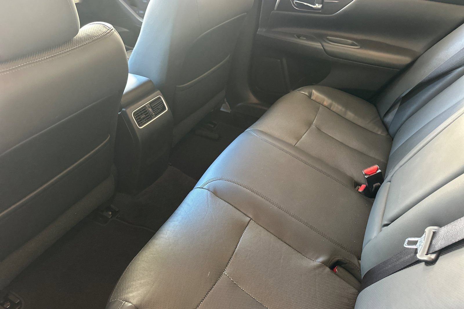 Used 2015 Nissan Altima 3.5 SL FWD image 12