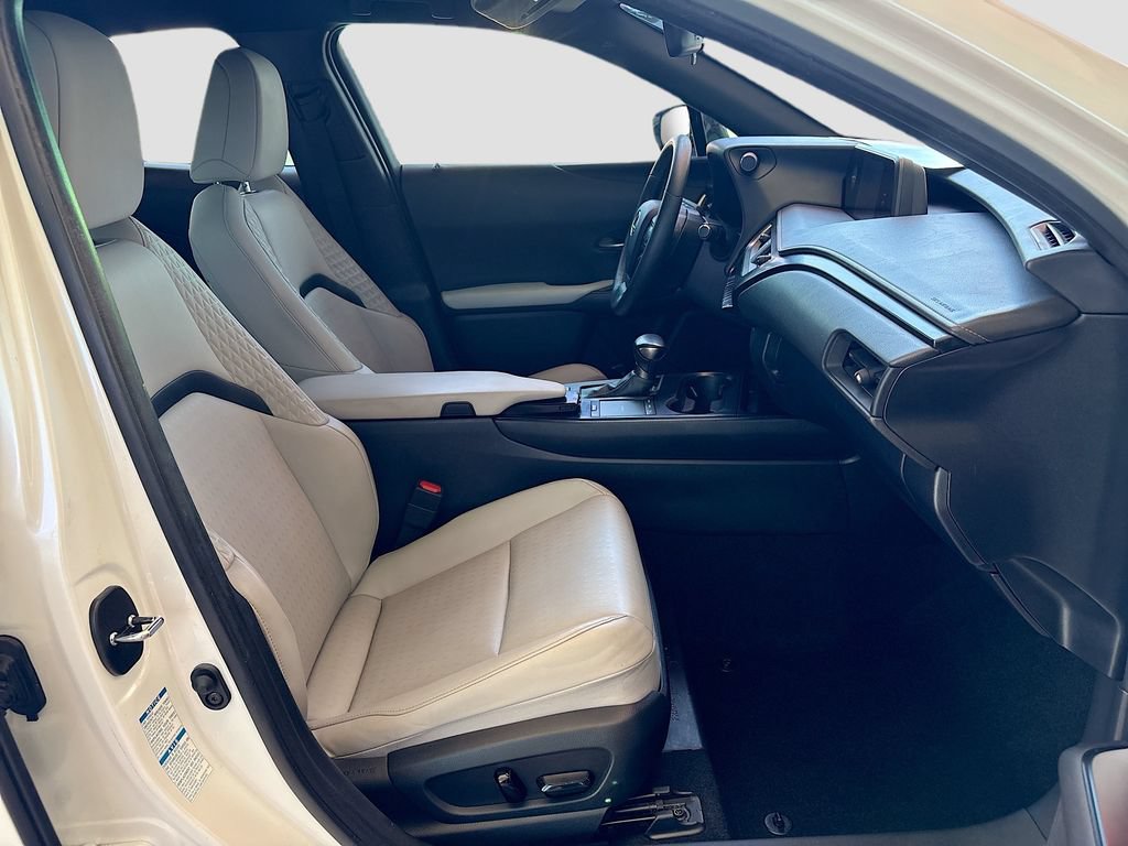Used 2020 Lexus UX 250h w/ Accessory Package AWD/4WD image 19