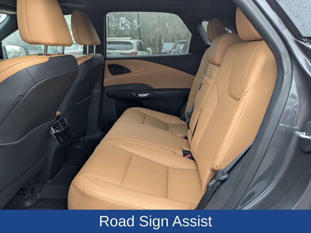 Used 2024 Lexus RX 350 w/ Technology Package image 15