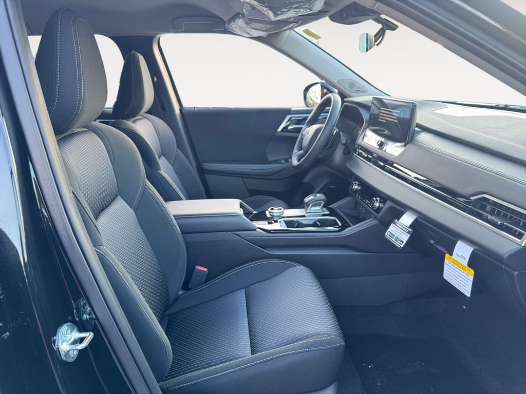 New 2026 Mitsubishi Outlander ES image 15