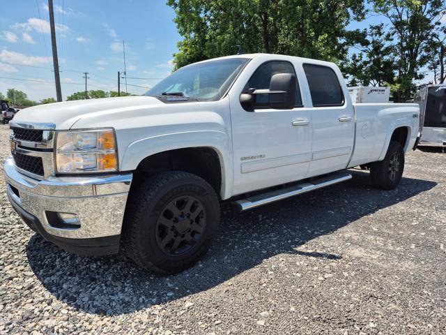 Used 2011 Chevrolet Silverado 3500 LTZ w/ LTZ Plus Package AWD/4WD image 2