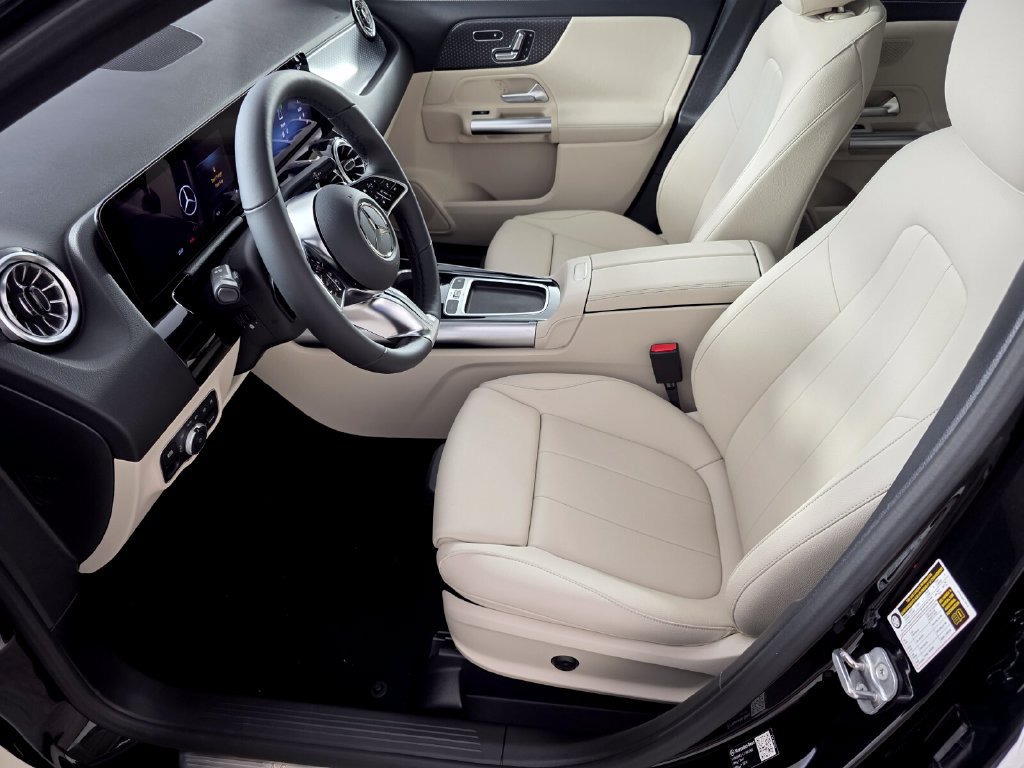 New 2026 Mercedes-Benz GLA 250 image 6
