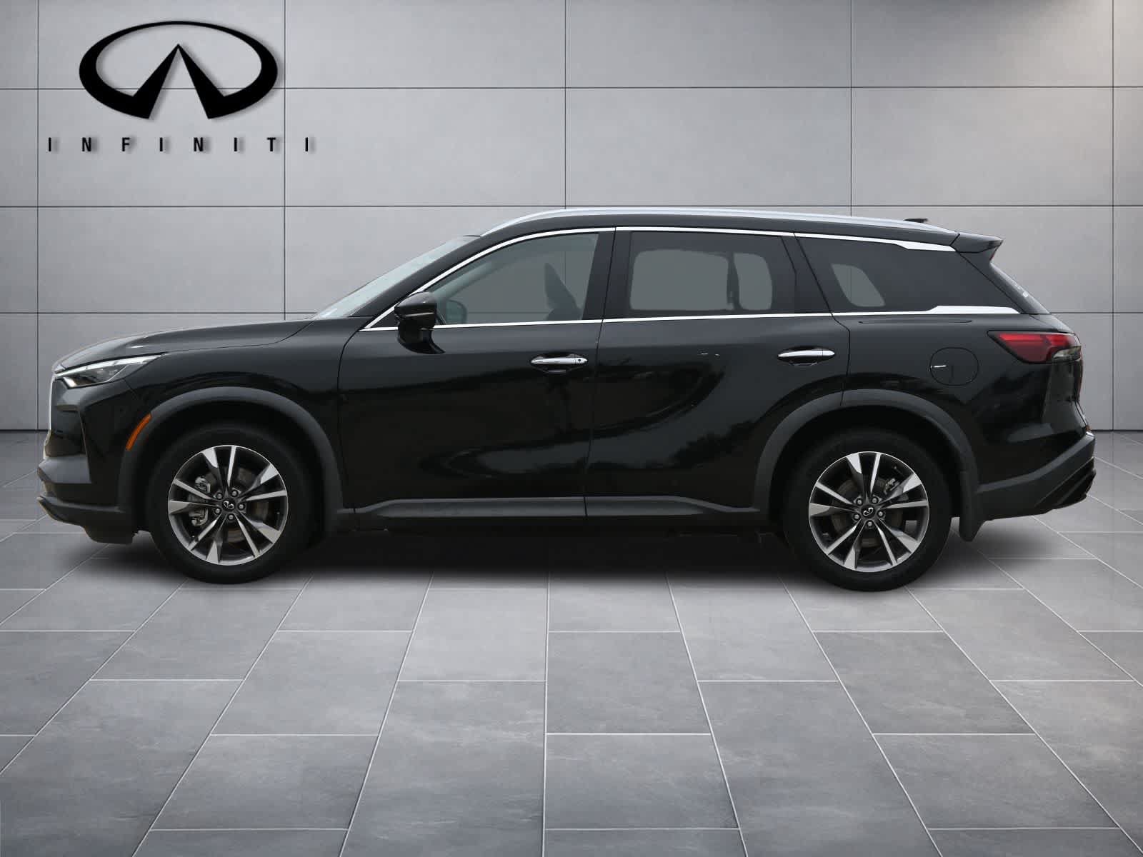 Certified 2023 INFINITI QX60 Luxe w/ Cargo Package AWD/4WD image 4