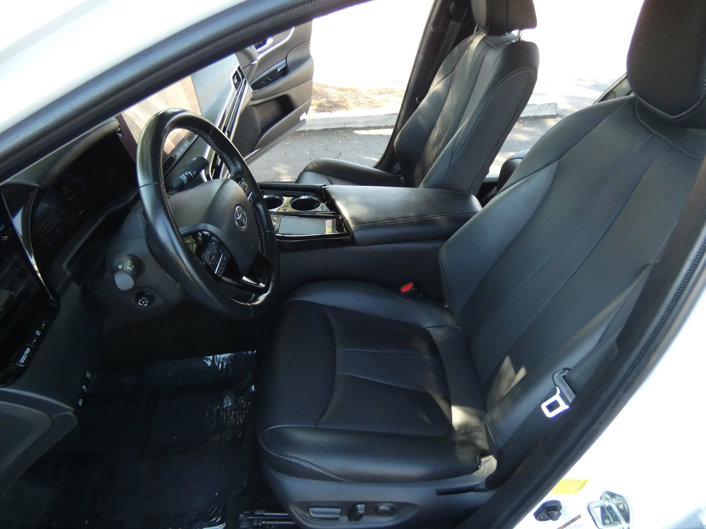 Used 2024 Toyota Mirai XLE Sedan 4D w/ Advanced Technology Package image 43