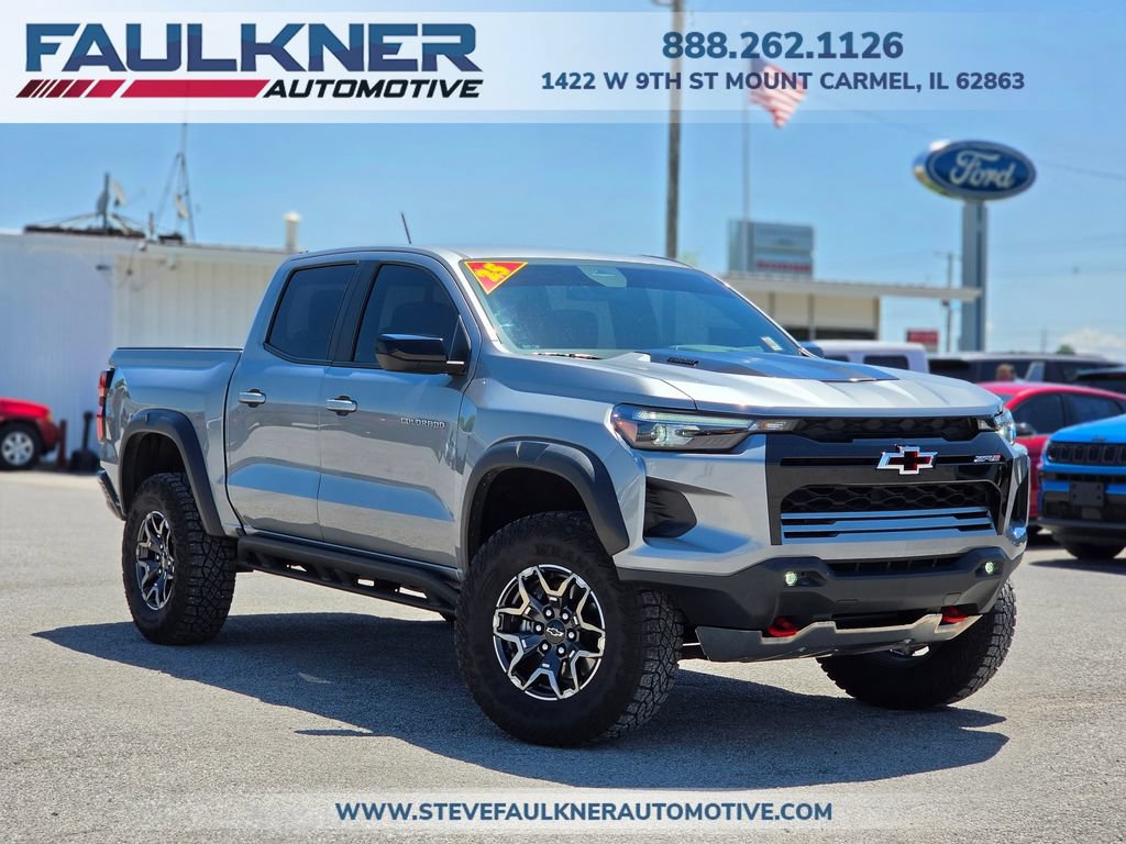 Used 2025 Chevrolet Colorado ZR2 AWD/4WD image 1