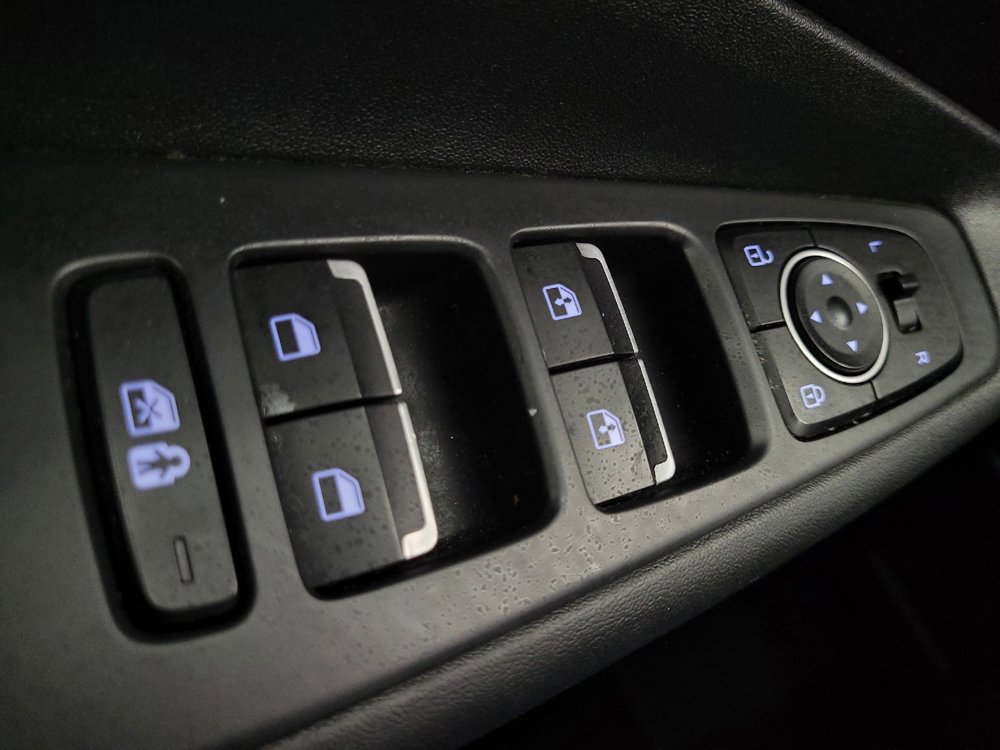 Used 2023 Hyundai Santa Fe SEL image 27