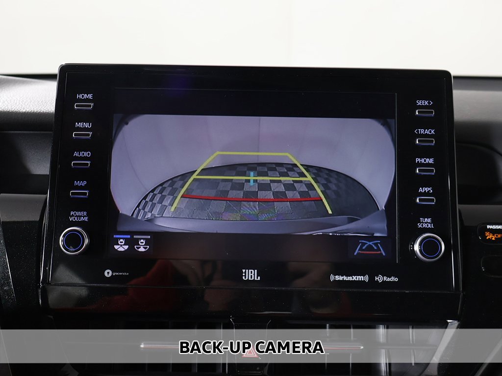 Used 2021 Toyota Camry XLE w/ Navigation Upgrade Package image 8