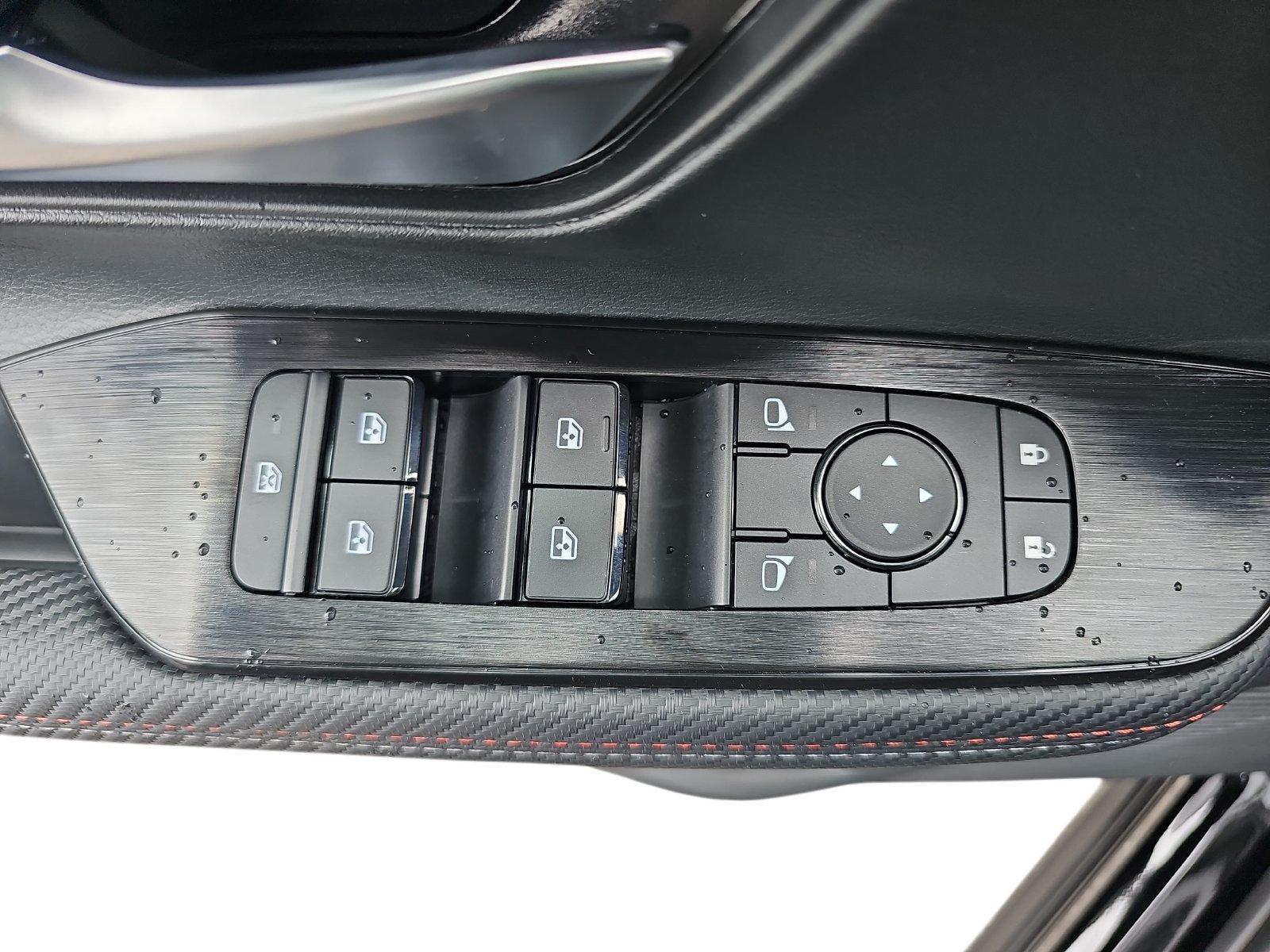 New 2027 Nissan Kicks SR w/ Cold Weather Package FWD image 27
