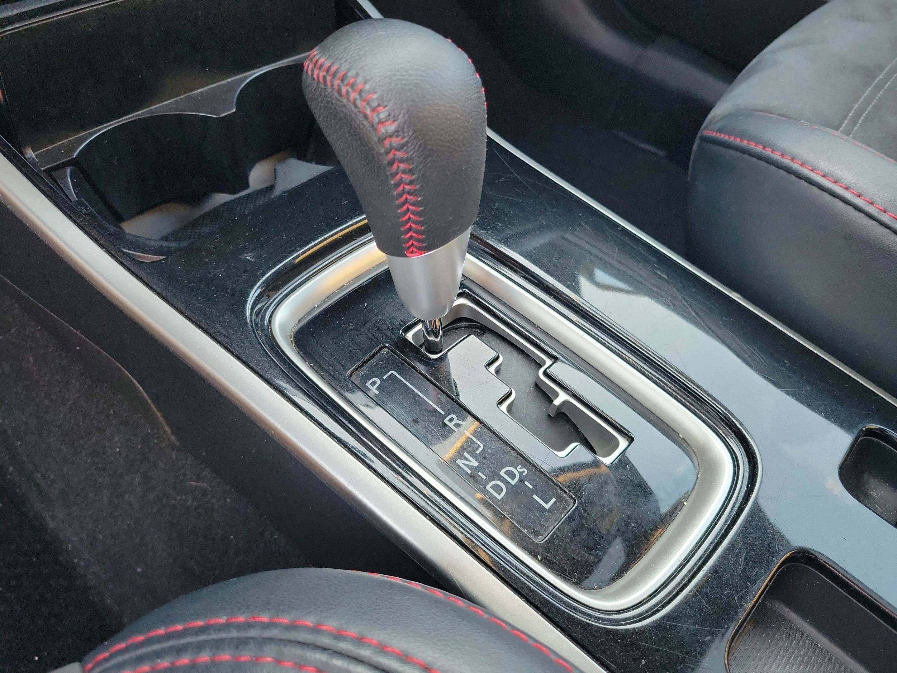 Used 2020 Mitsubishi Outlander SE image 34