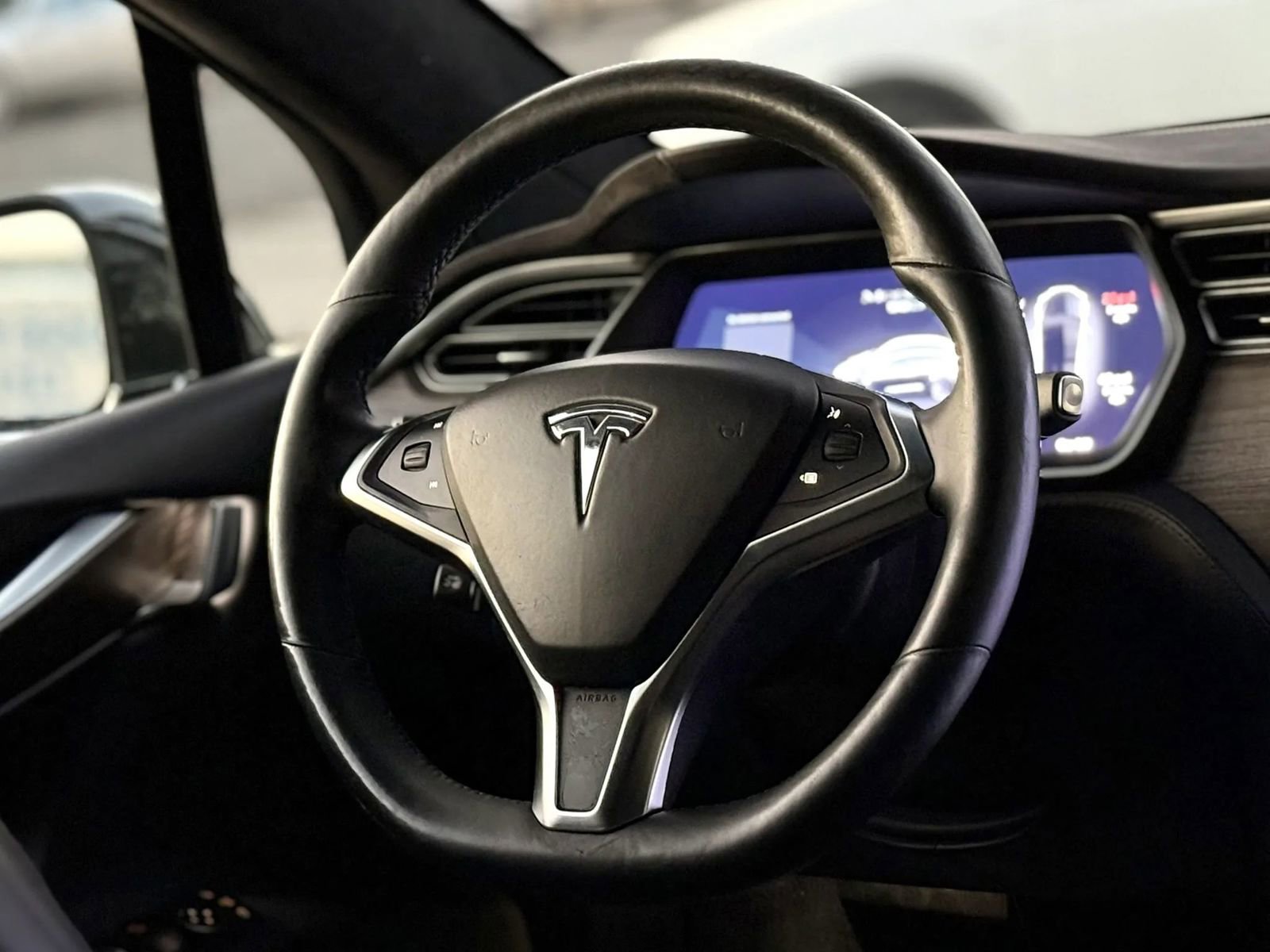 Used 2016 Tesla Model X 90D image 13