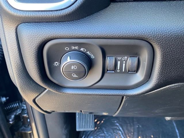 New 2026 RAM 2500 Laramie AWD/4WD image 27