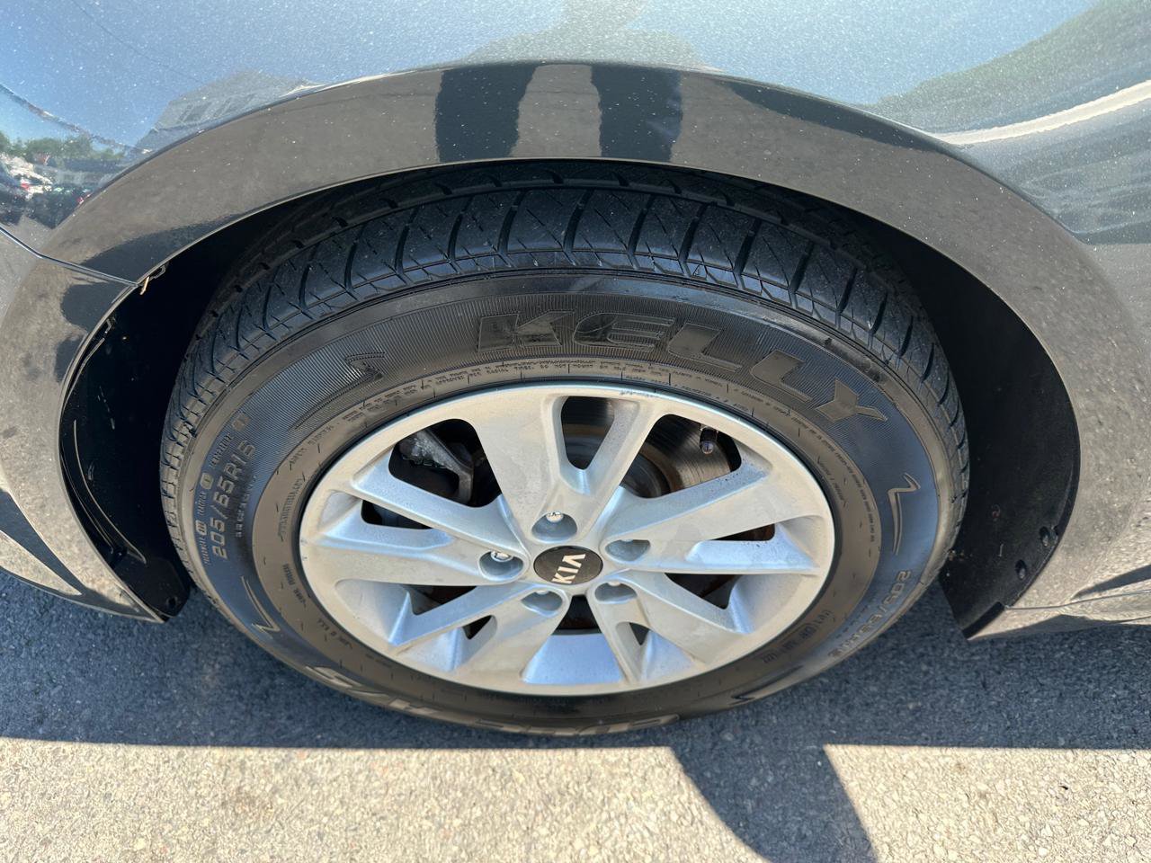 Used 2016 Kia Optima LX FWD image 20