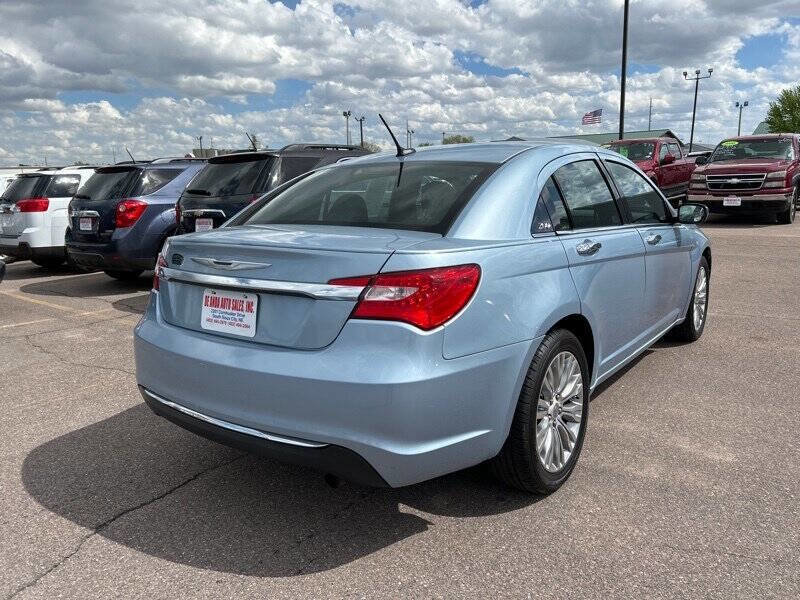 Used 2012 Chrysler 200 Limited FWD image 5