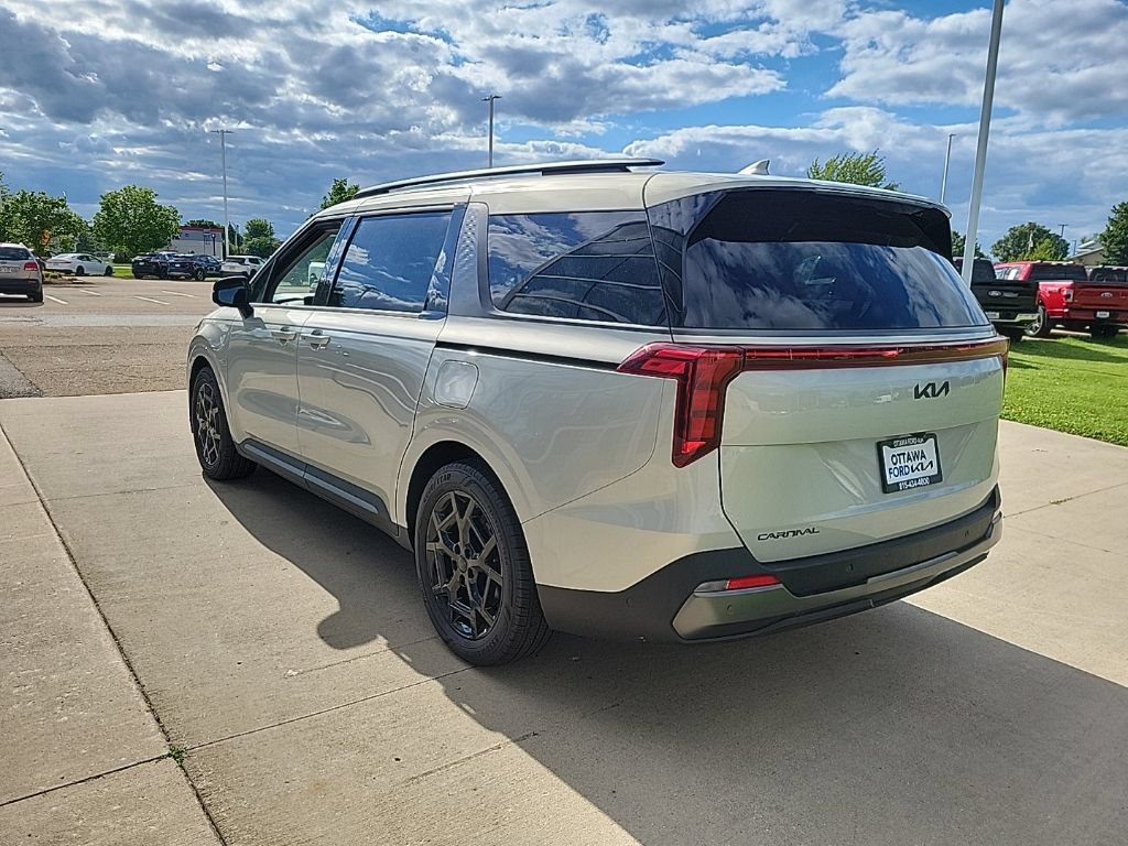 New 2026 Kia Carnival SX w/ SX Dark Edition Package FWD image 7