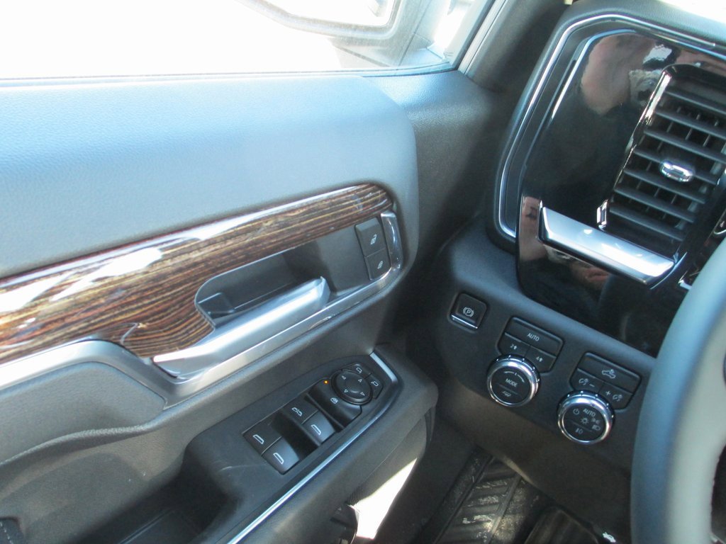 New 2026 GMC Sierra 1500 Elevation image 14