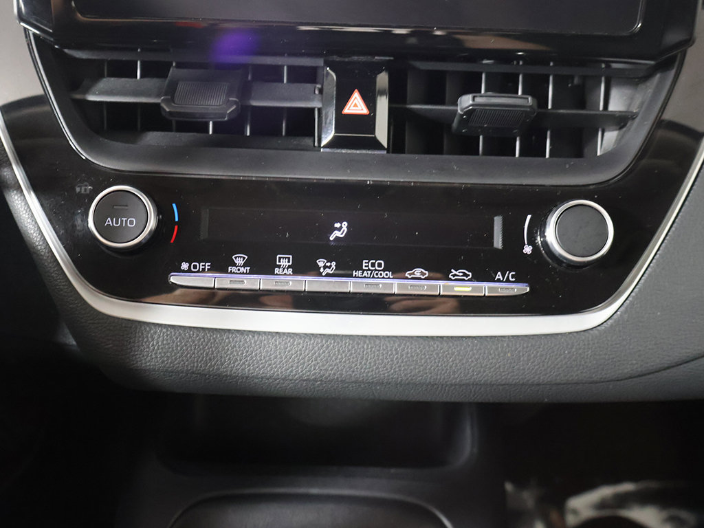 Used 2024 Toyota Corolla LE FWD image 38