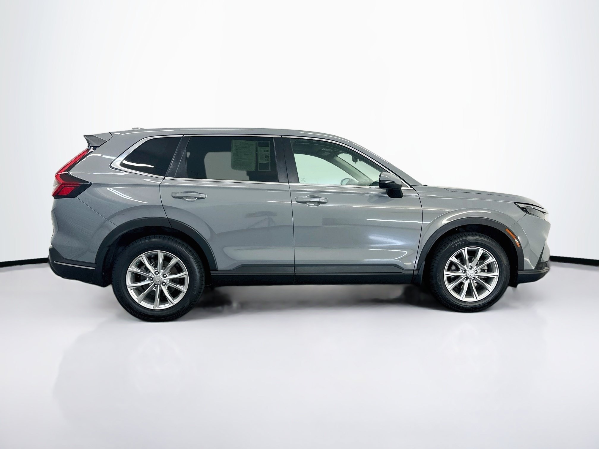 Used 2025 Honda CR-V EX image 10