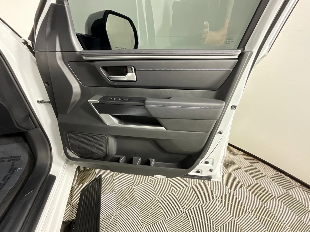 Used 2025 Toyota Tundra Platinum image 21