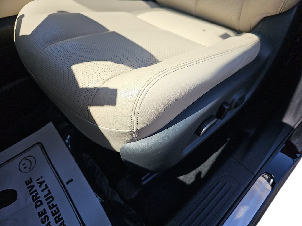 Used 2023 Nissan Murano SL w/ Cargo Package FWD image 28