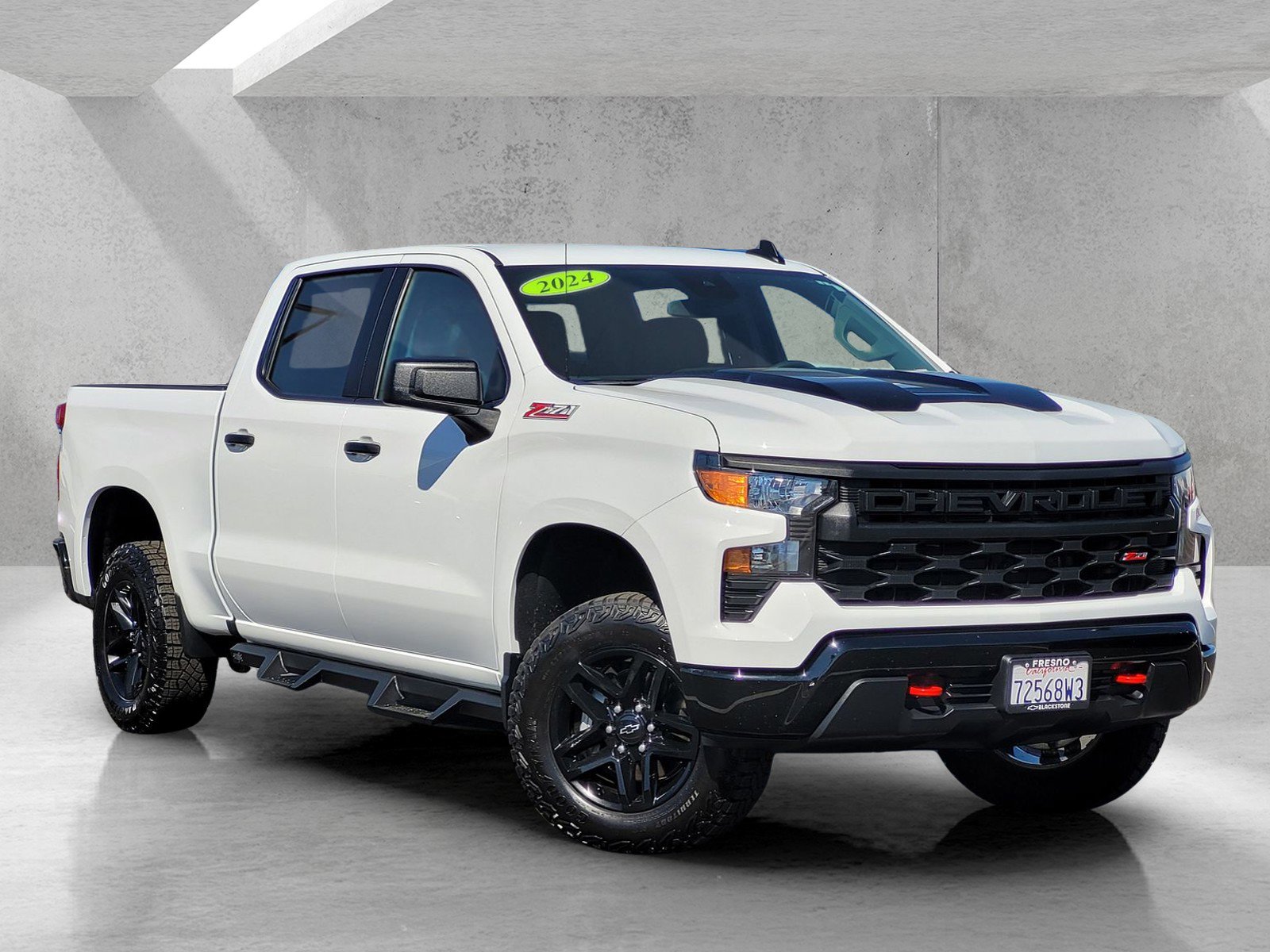 Used 2024 Chevrolet Silverado 1500 Custom Trail Boss image 1