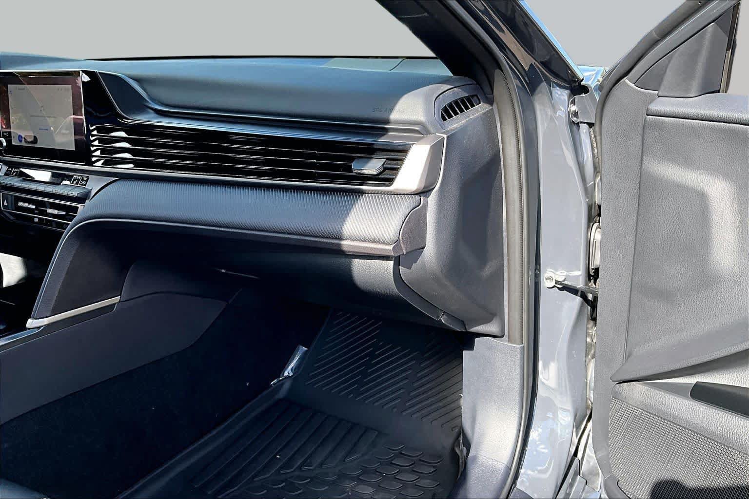 Certified 2025 Toyota Camry SE w/ Convenience Package FWD image 18