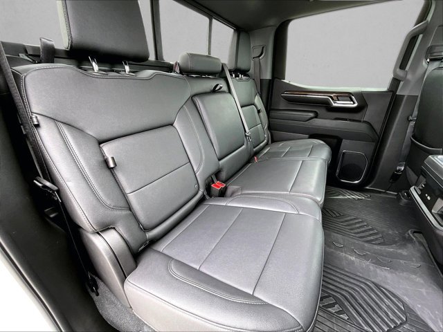 Used 2024 Chevrolet Silverado 1500 LT Trail Boss w/ Convenience Package II image 29