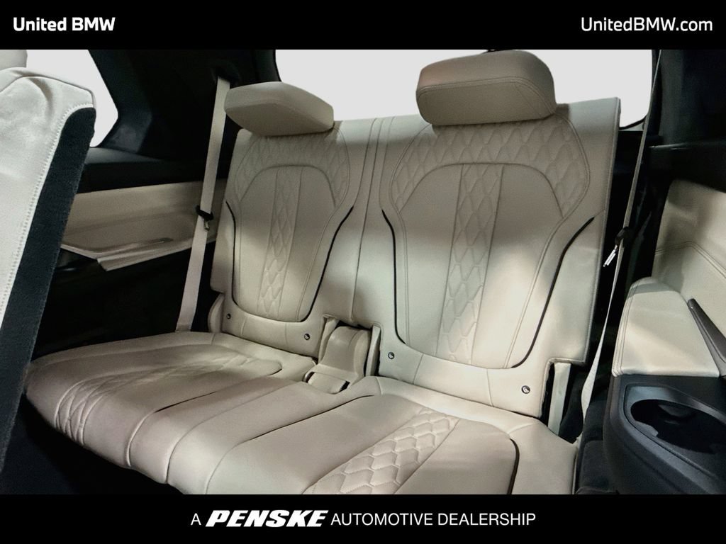 New 2027 BMW X7 xDrive40i AWD/4WD image 21