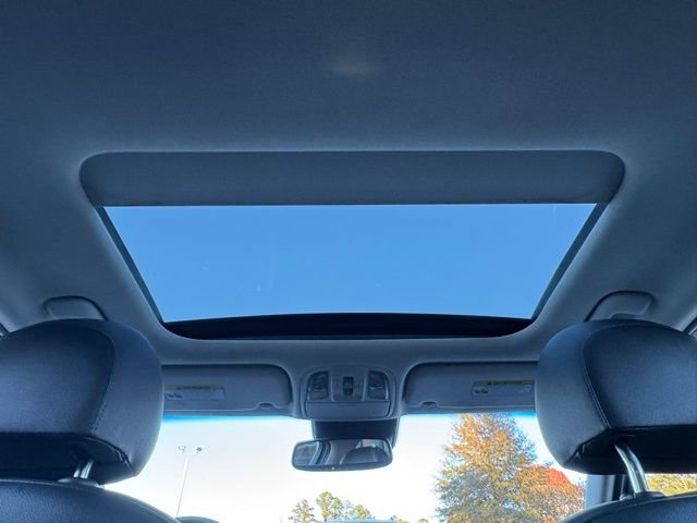 Used 2018 Kia Stinger Premium image 22