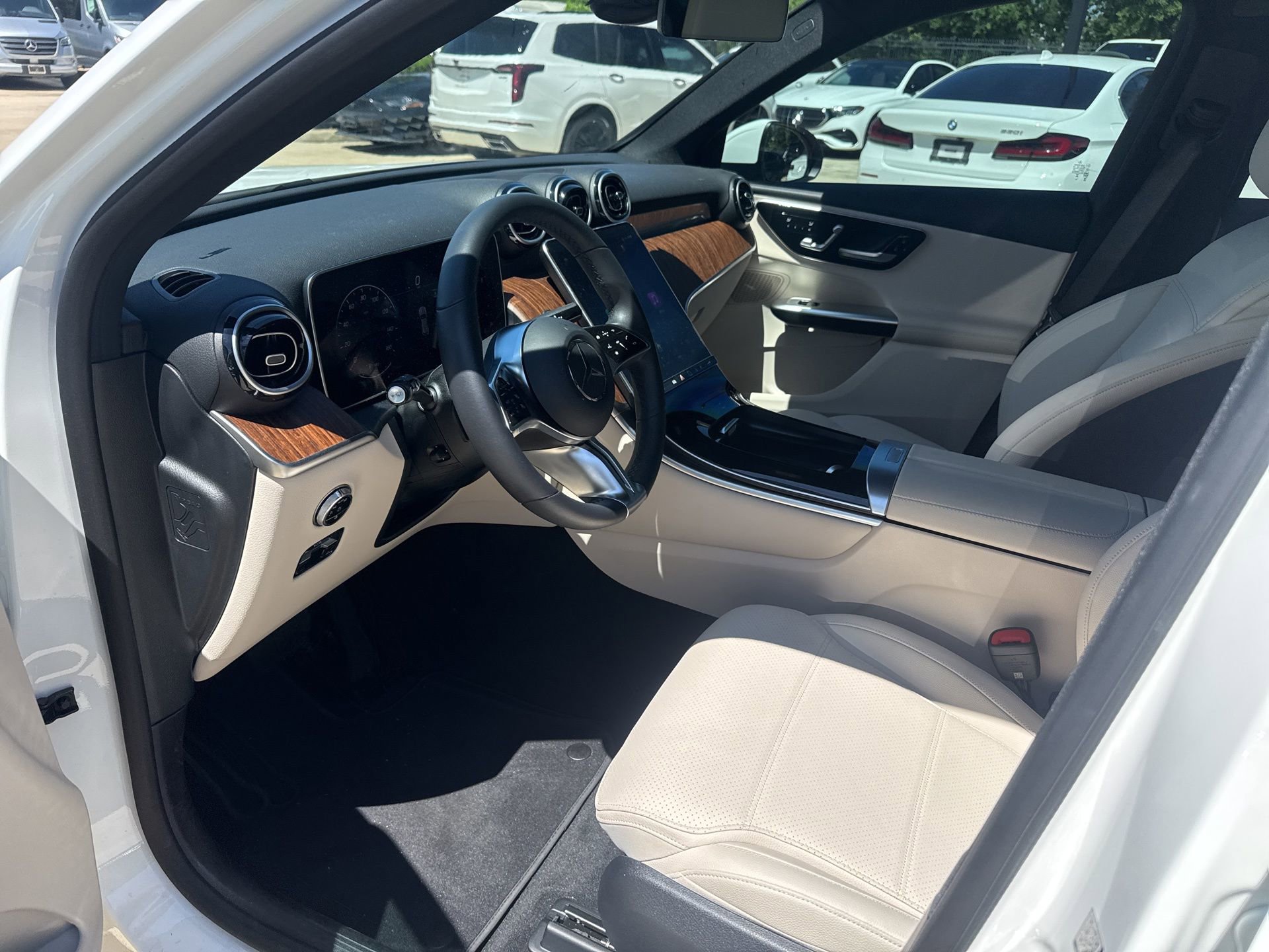 Certified 2026 Mercedes-Benz GLC 300 image 9