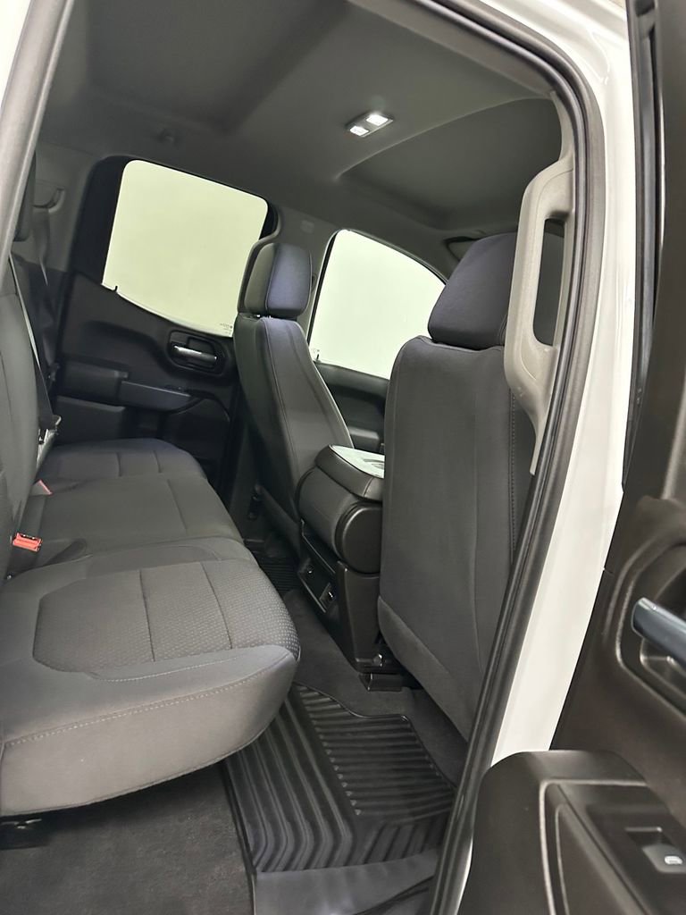 Used 2020 Chevrolet Silverado 1500 Custom w/ Custom Value Package image 31