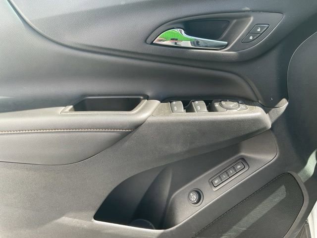 Used 2021 Chevrolet Equinox Premier FWD image 28