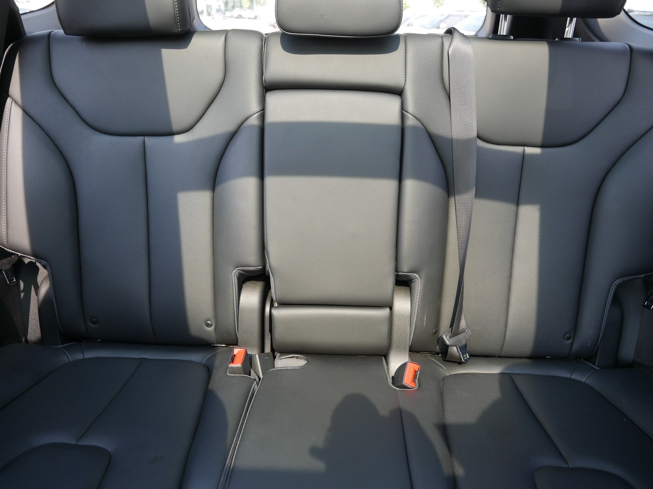 Certified 2023 Hyundai Santa Fe SEL w/ Premium Package AWD/4WD image 13