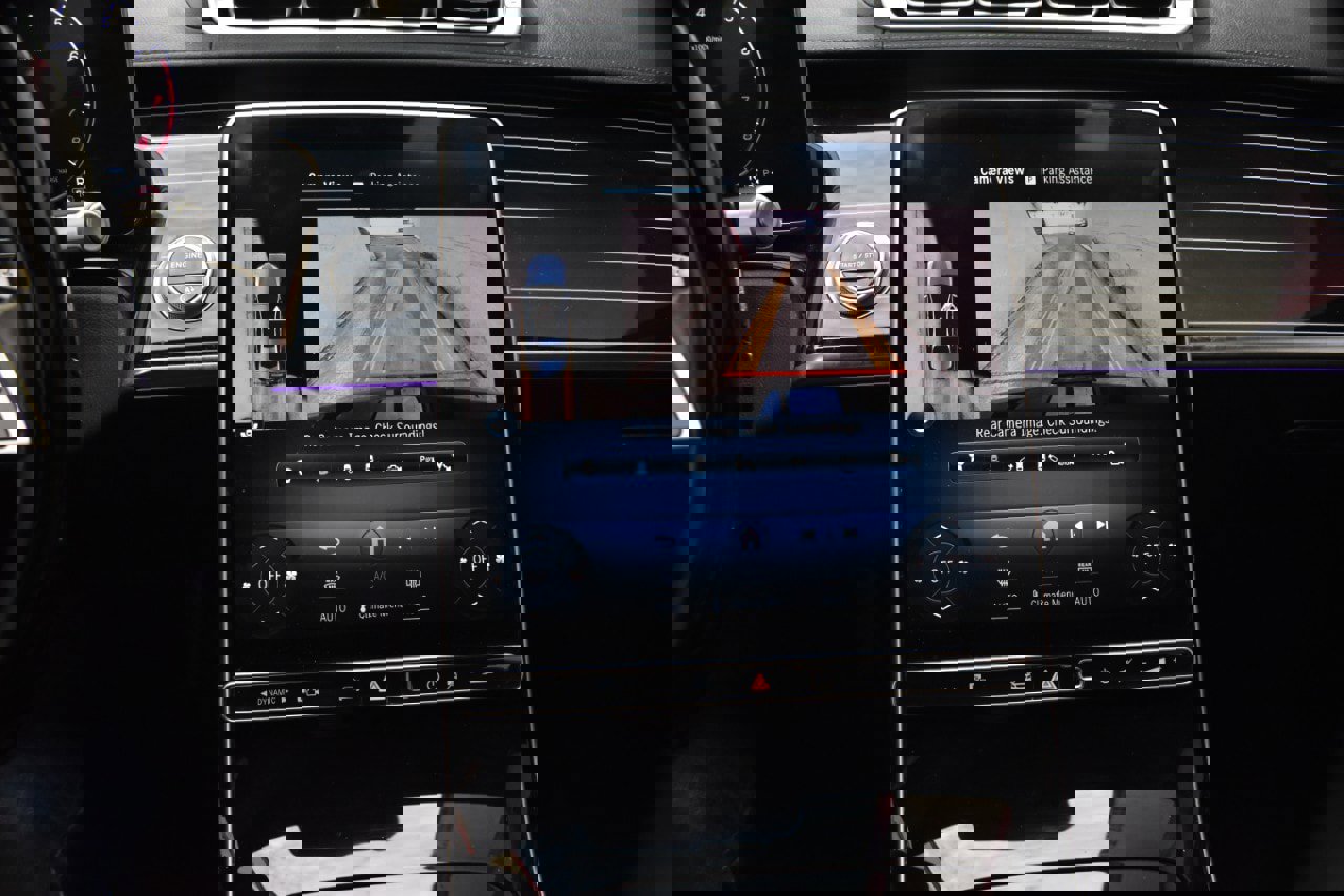 Used 2021 Mercedes-Benz S 580 4MATIC w/ AMG Line image 34