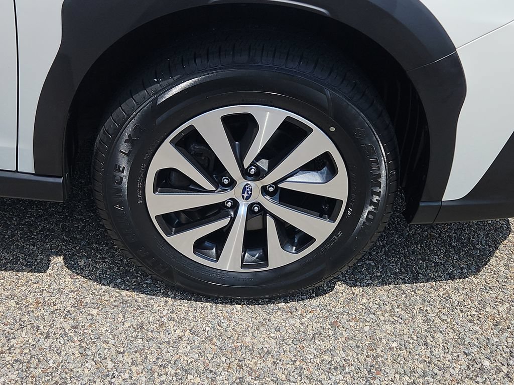 Used 2024 Subaru Outback Premium AWD/4WD image 10