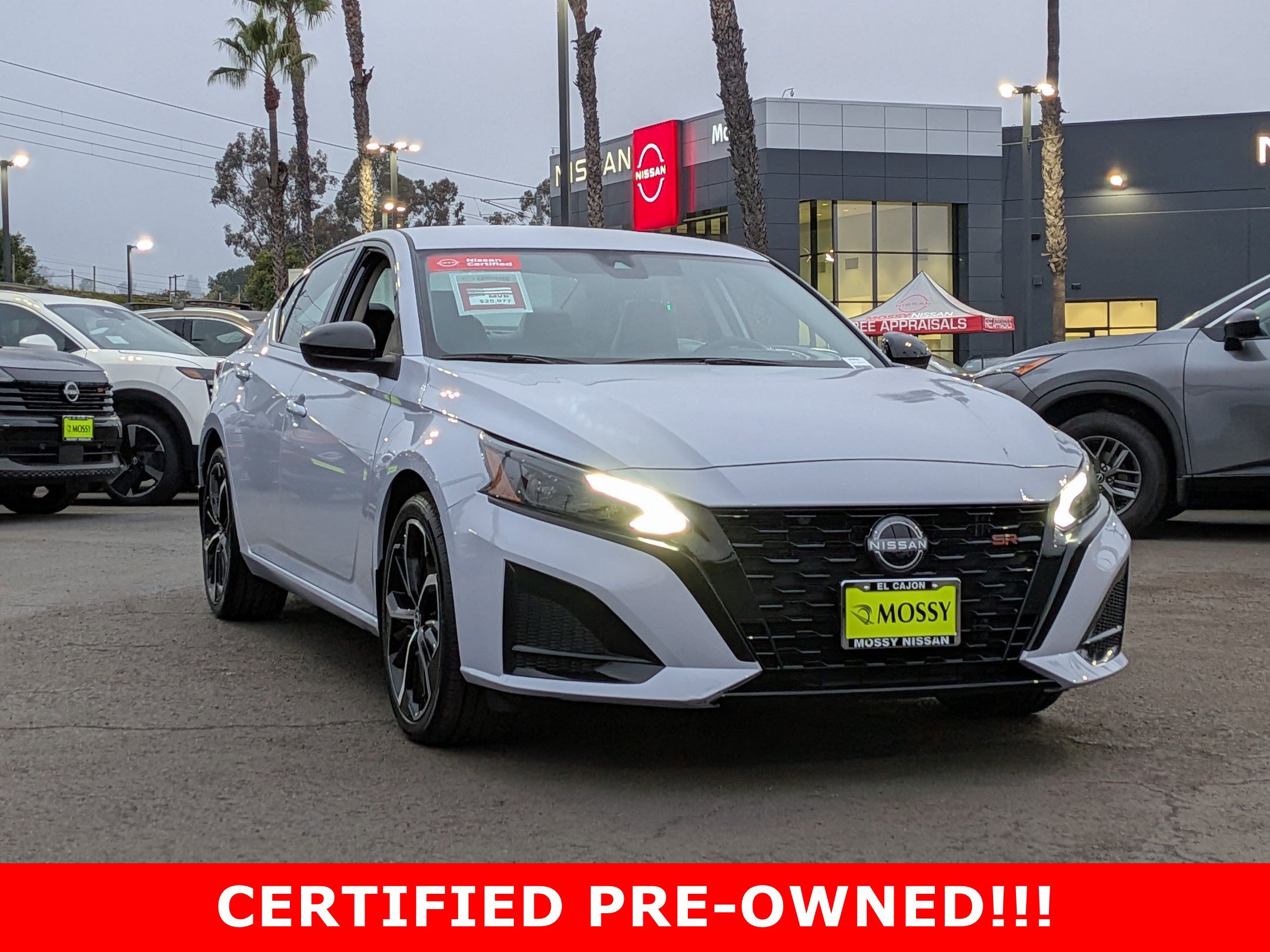 Certified 2025 Nissan Altima 2.5 SR image 2