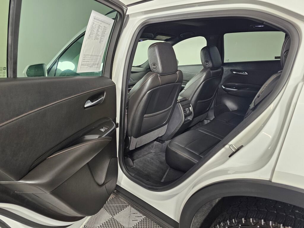 Used 2020 Cadillac XT4 Sport w/ Cold Weather Package image 33