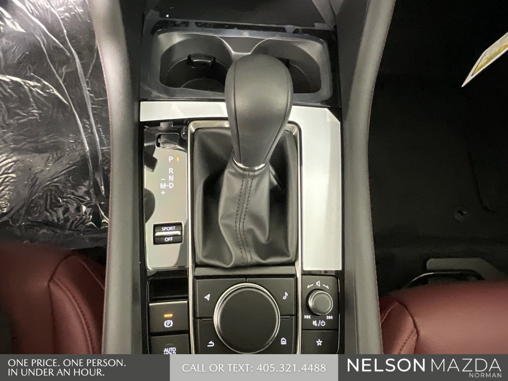 New 2026 MAZDA MAZDA3 Carbon image 37