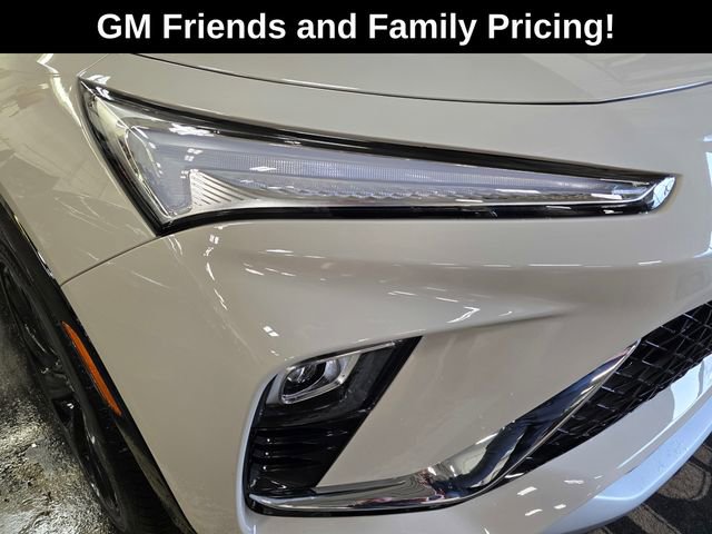 New 2026 Buick Envista Sport Touring w/ Studio Series image 4