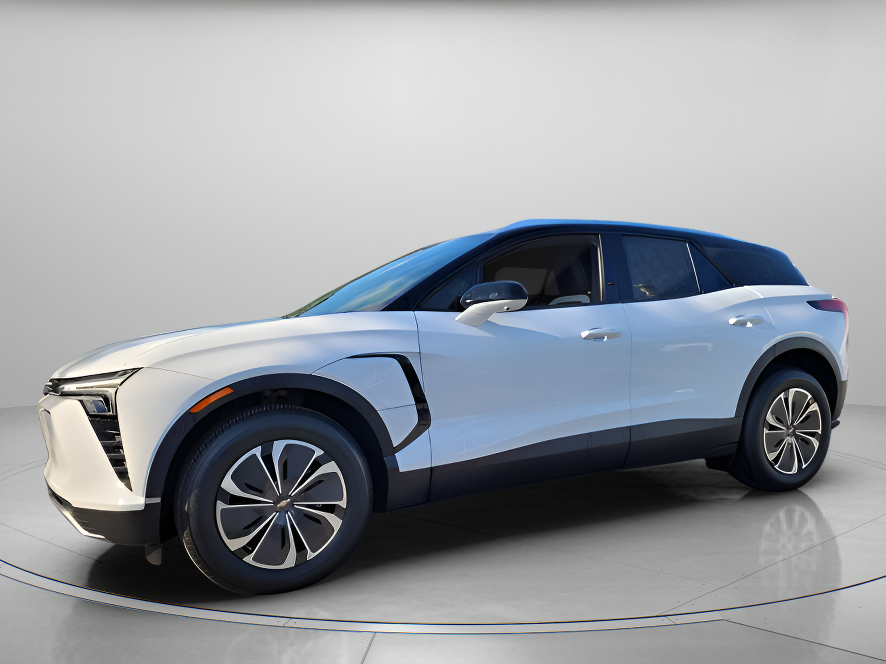 New 2026 Chevrolet Blazer EV LT FWD image 2