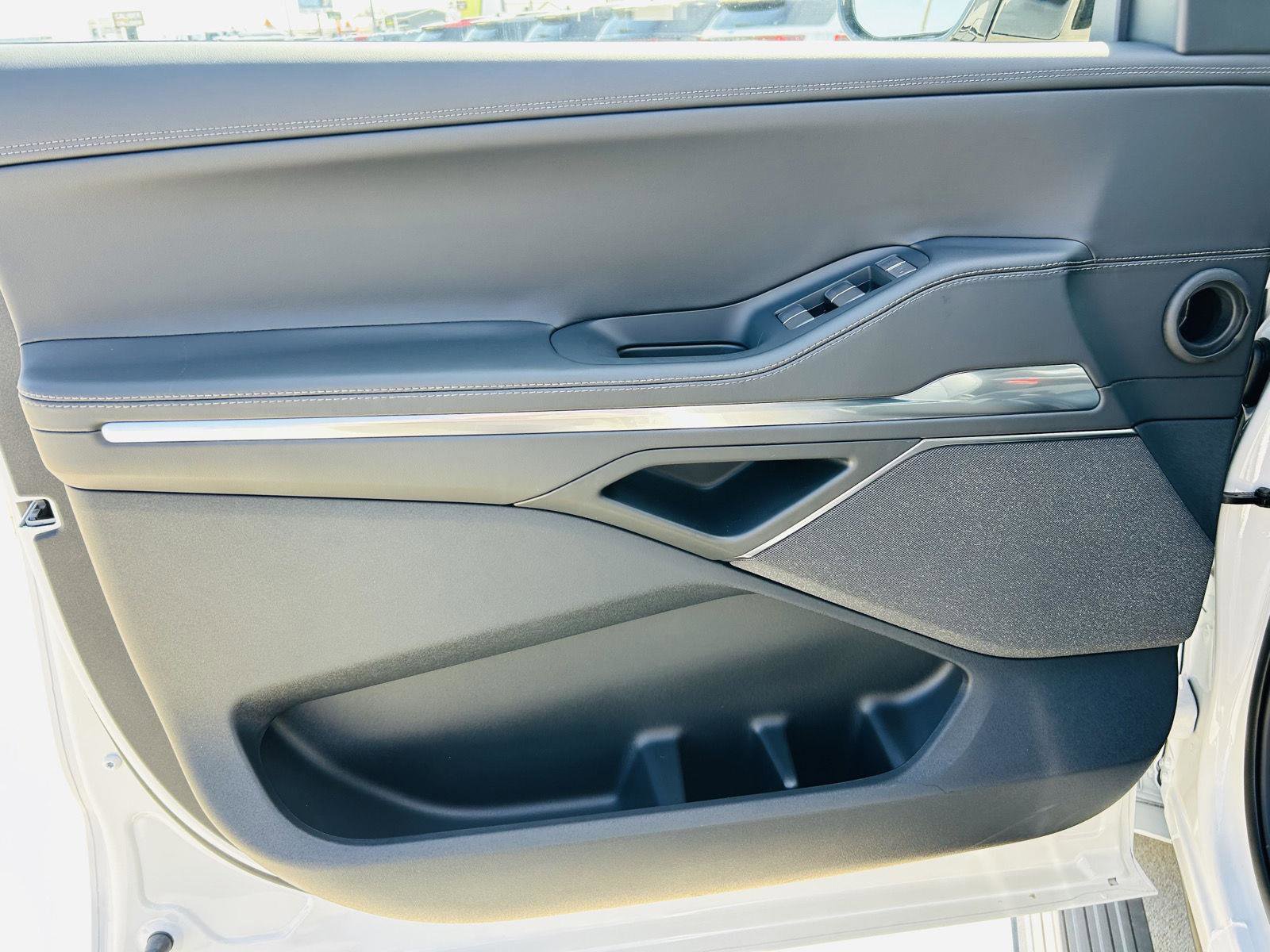 New 2026 Lincoln Navigator L Reserve image 26