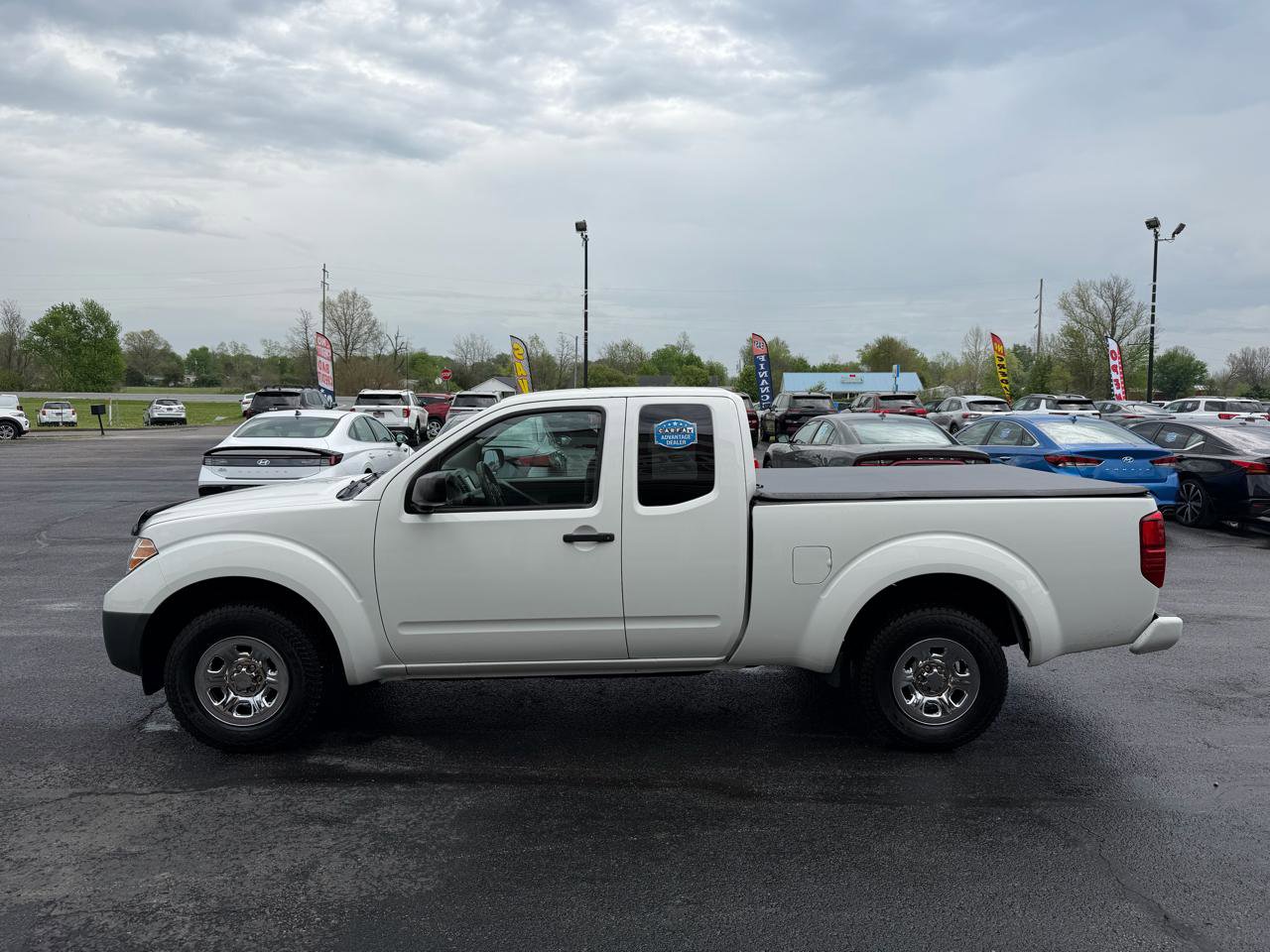 Used 2019 Nissan Frontier S RWD image 8
