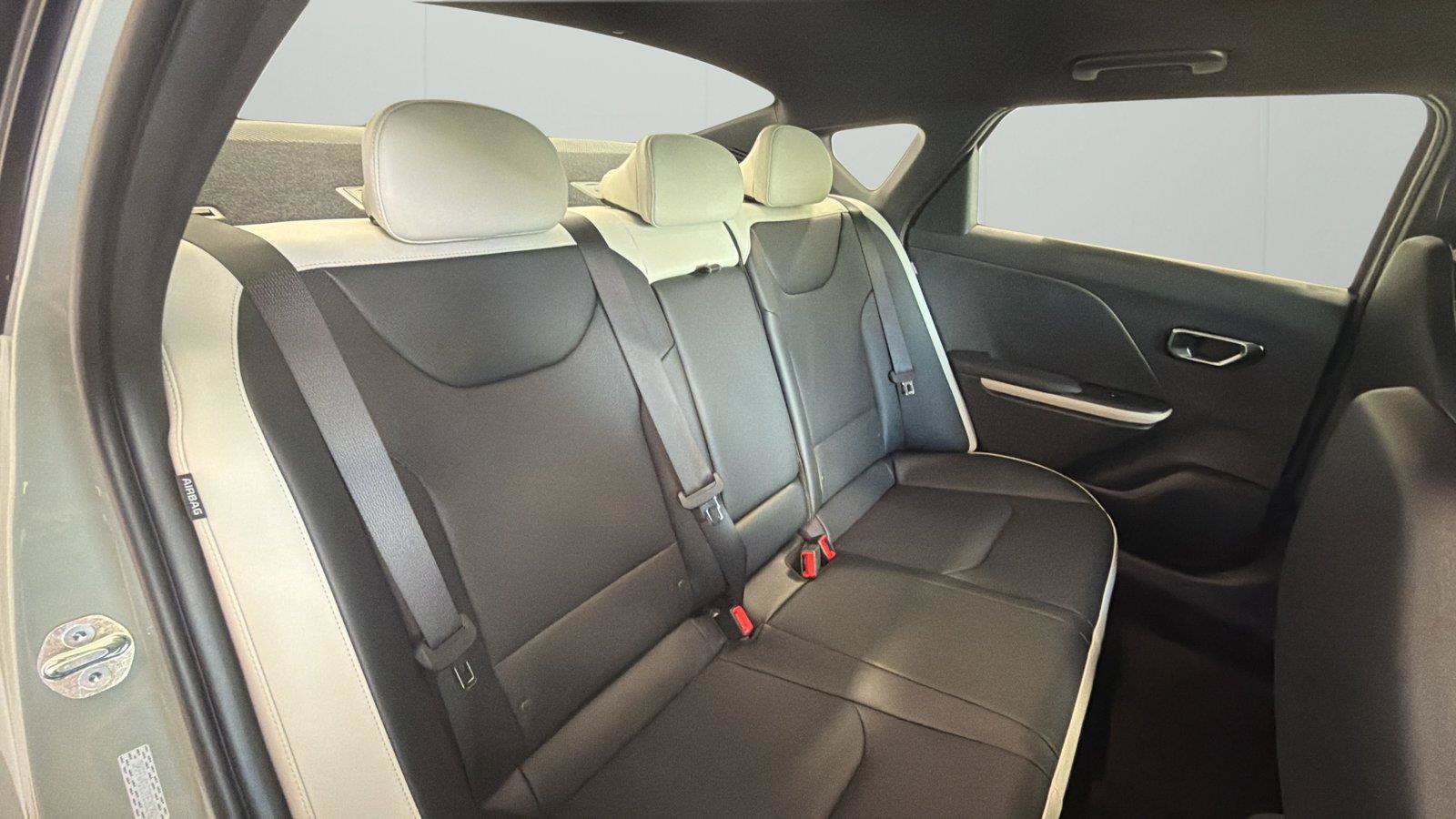 New 2026 Kia K4 GT-Line FWD image 13